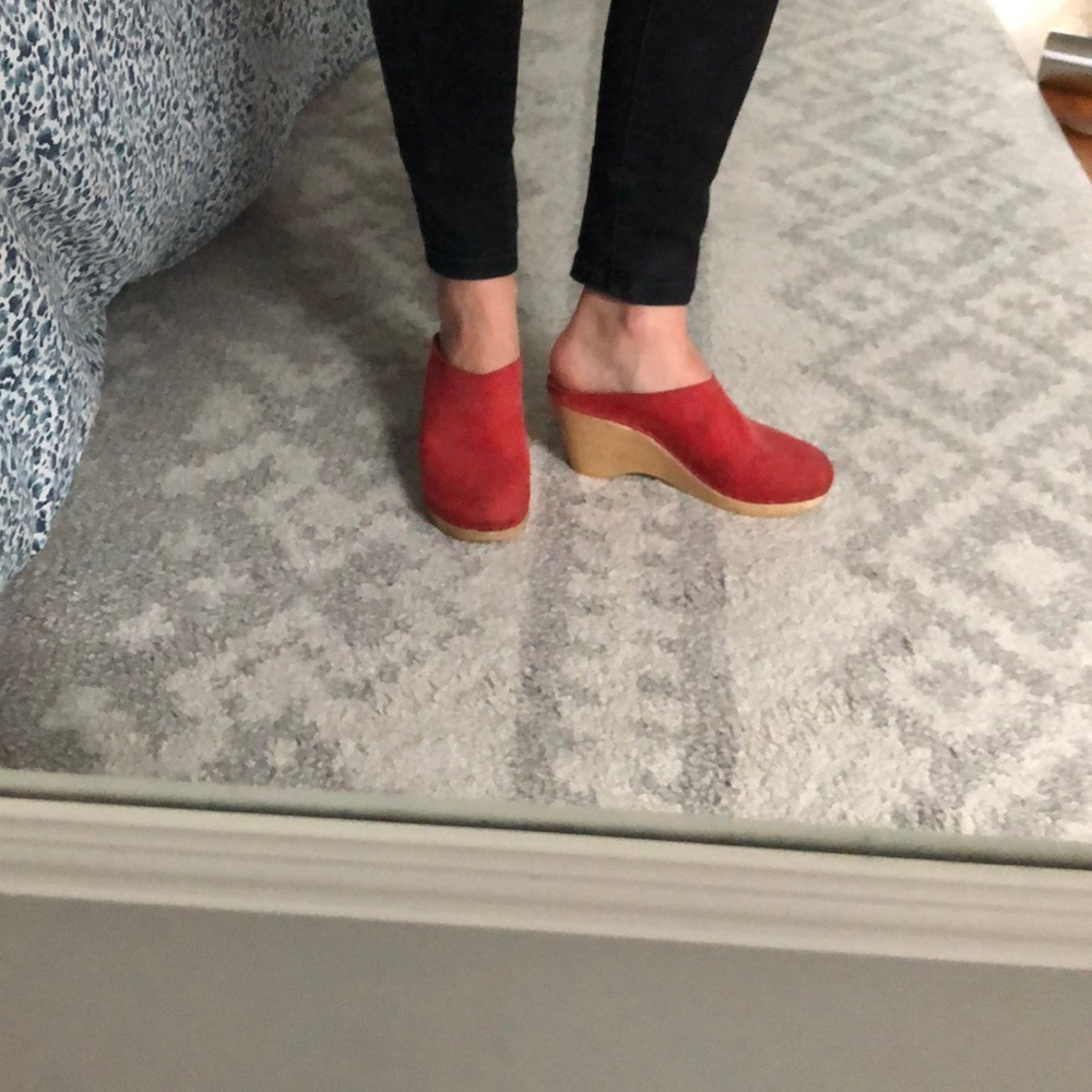 No. 6 New School Clogs - Rare Color / 37